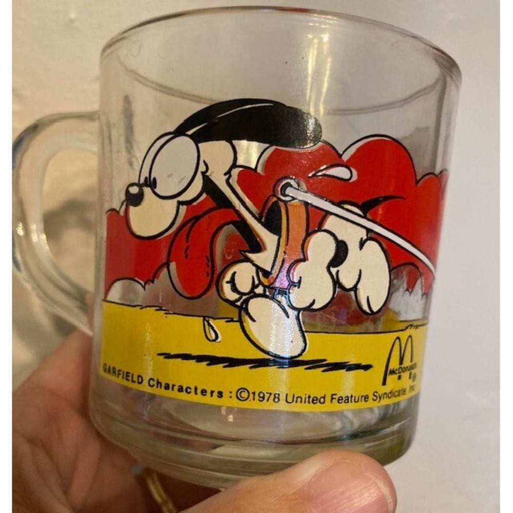 Vintage McDonalds GARFIELD Collector Glass Mug 1978 'Use Your Friends Wisely' - Picture 4 of 4